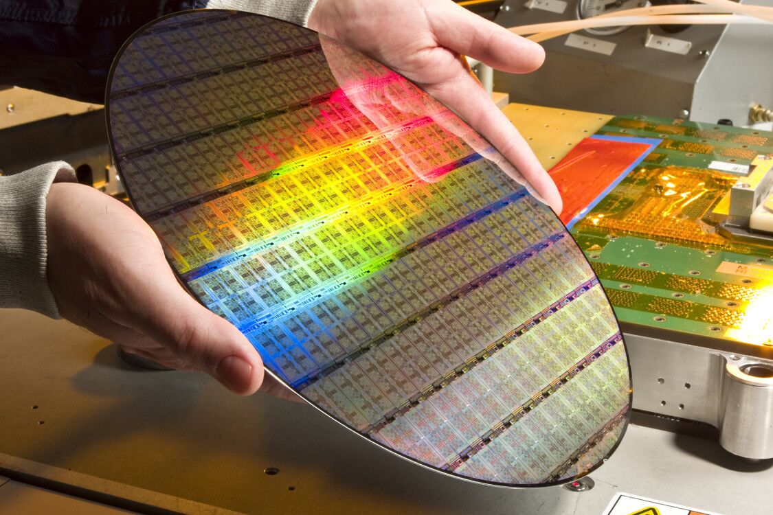 SEMI: Global Silicon Wafer Shipment Growth To Rebound In 2024 After ...