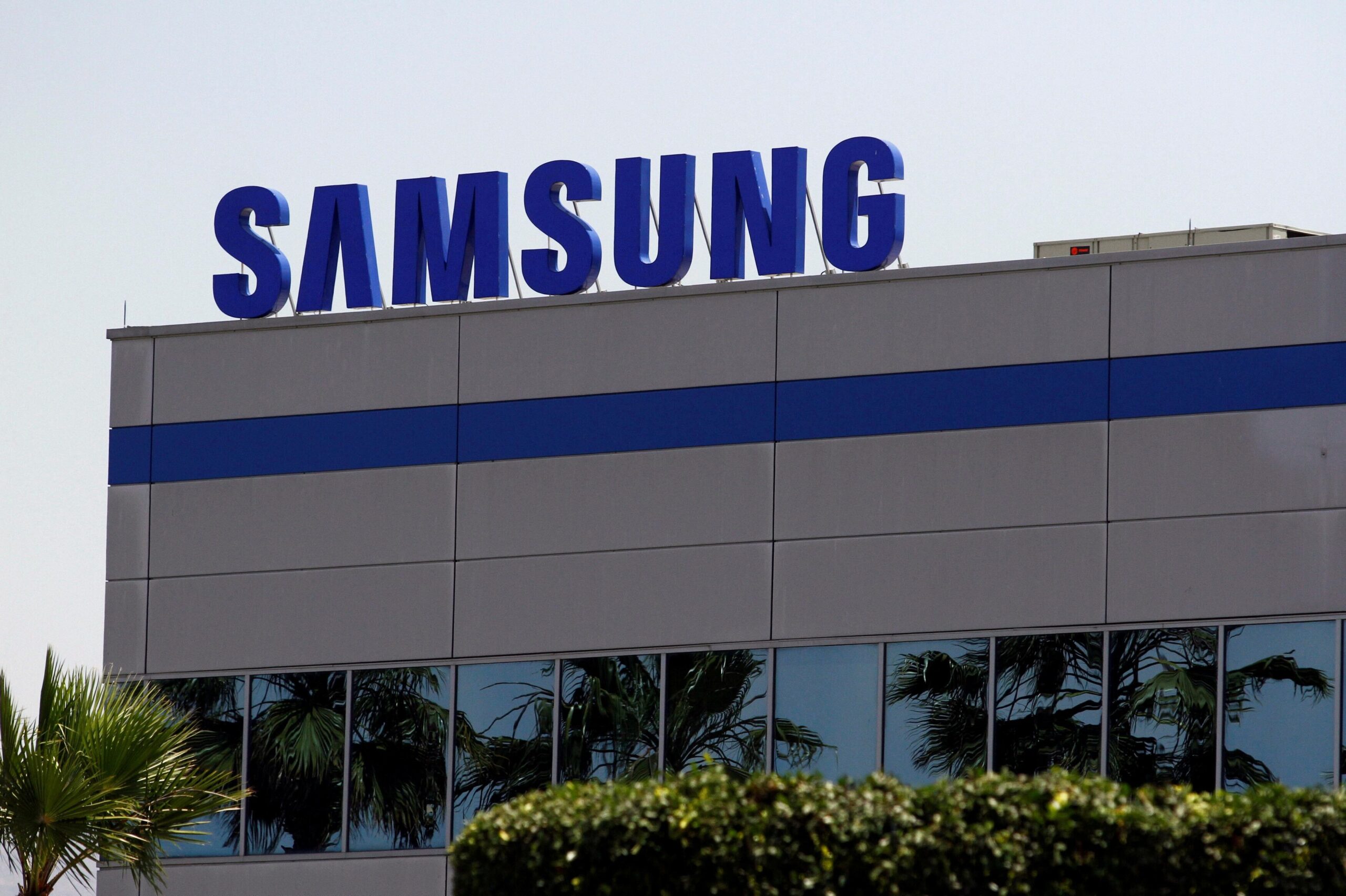 Samsung boosts GDDR6 output for Tesla as auto memory demand rises