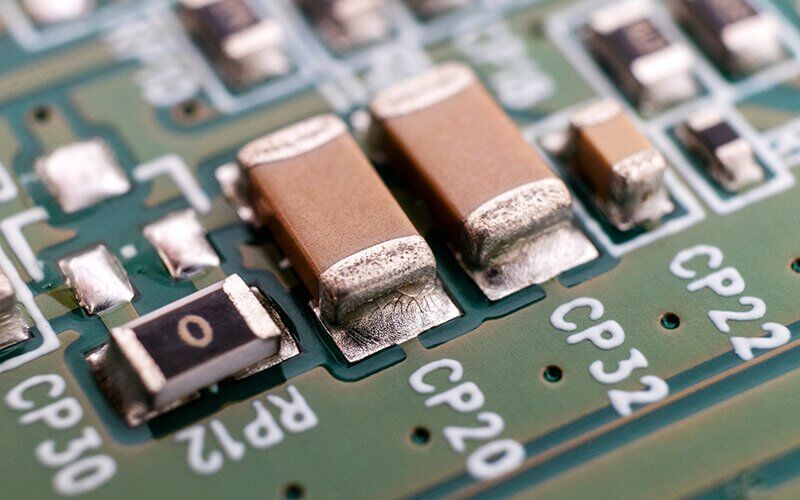 Murata launches soft-termination 0805 MLCC for automotive power and safety systems