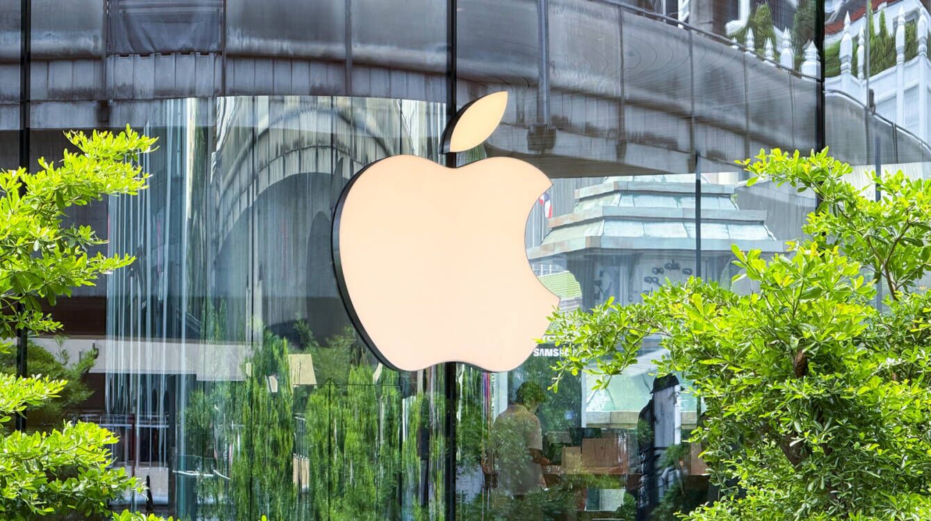 Apple may raise product prices as memory chip costs continue climbing
