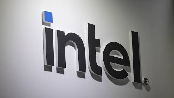 Intel explores CPU-memory stacking as AI reshapes its memory strategy