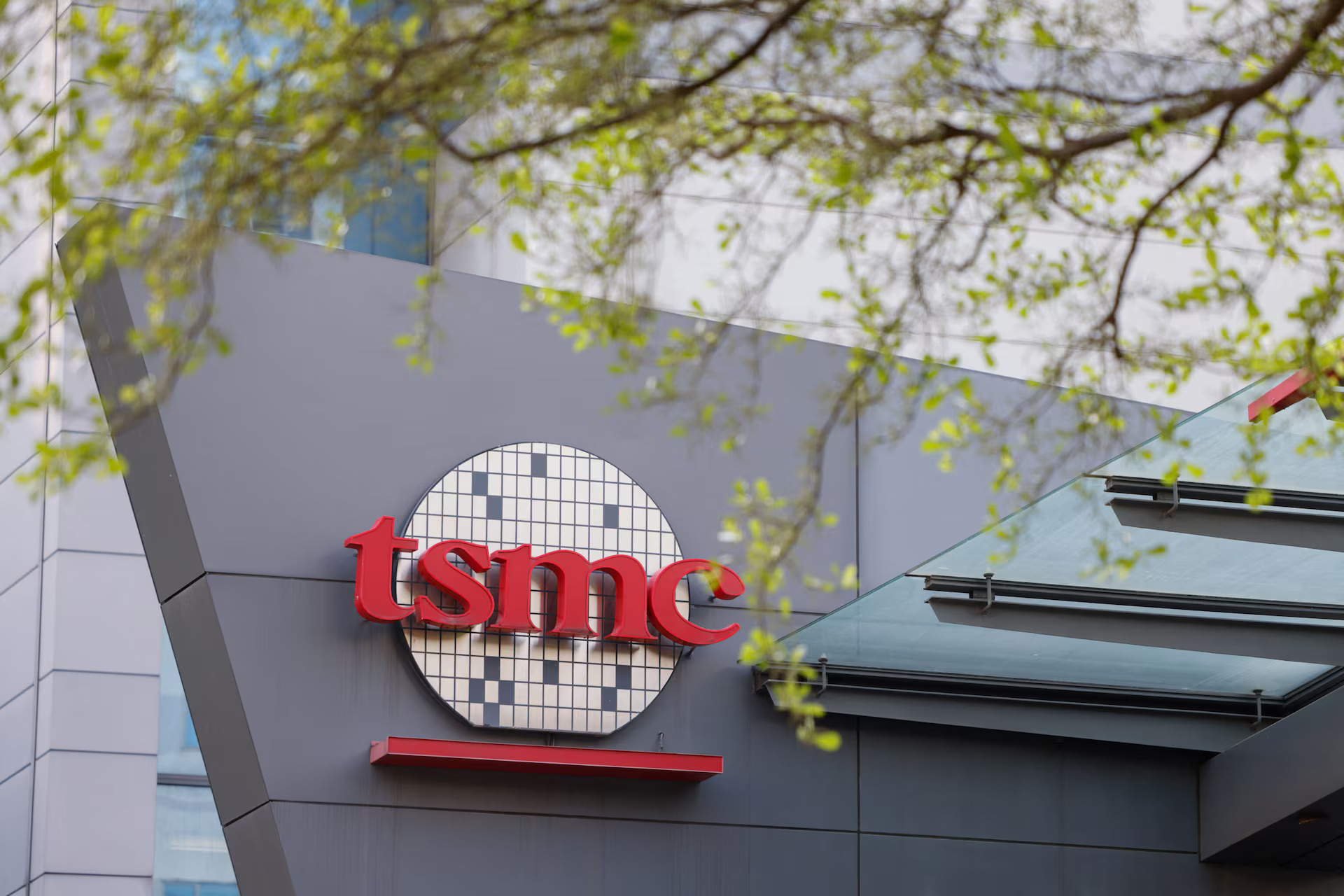 TSMC Reportedly Weighs Second U.S. Manufacturing Hub in Texas With Up to Six Advanced Fabs