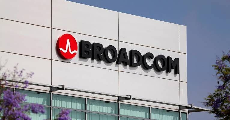 Broadcom Backs $63 Billion Financing for Anthropic AI Chips